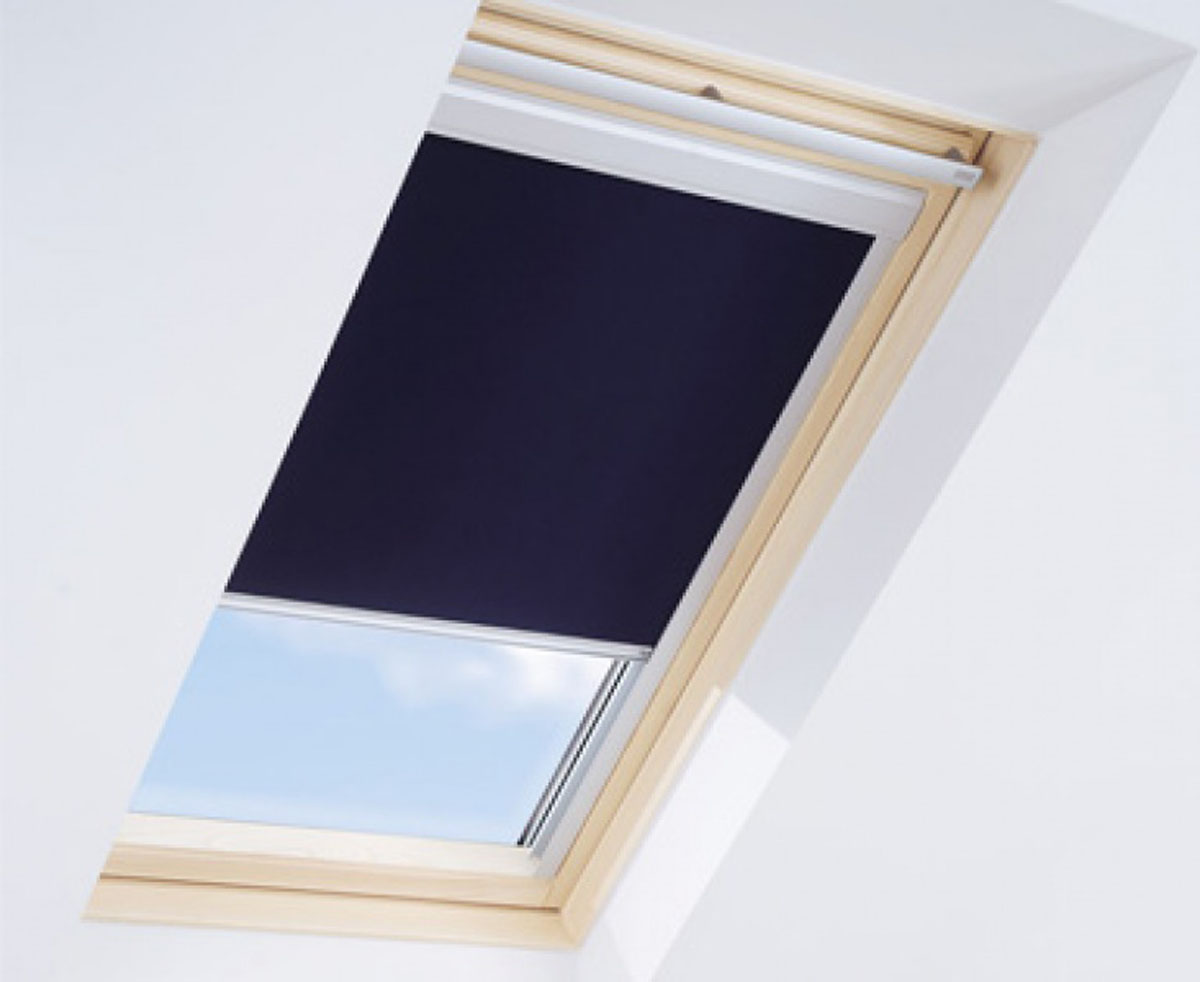 AURA awnings and blinds for roof windows AURA awnings and blinds for roof windows Florian Centrum